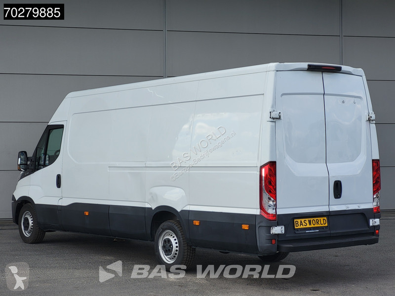 Užitkové vozidlo Iveco 35S13 L3H2 3500KG...