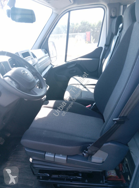 Furgoneta Nissan 20M3 145 CV FOURGON HAYON 3.5 T