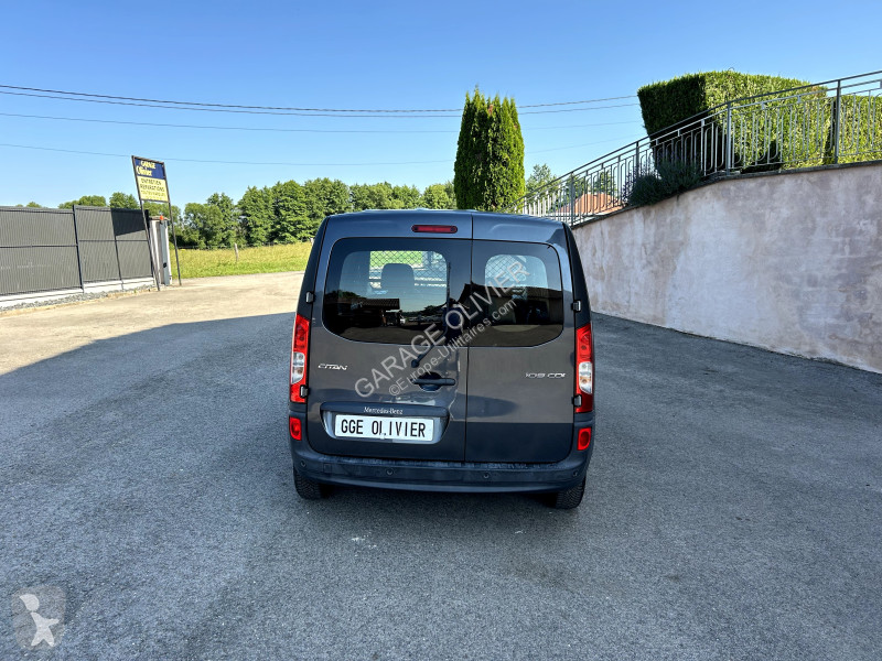 Véhicule utilitaire Mercedes Compact 109 1.5...