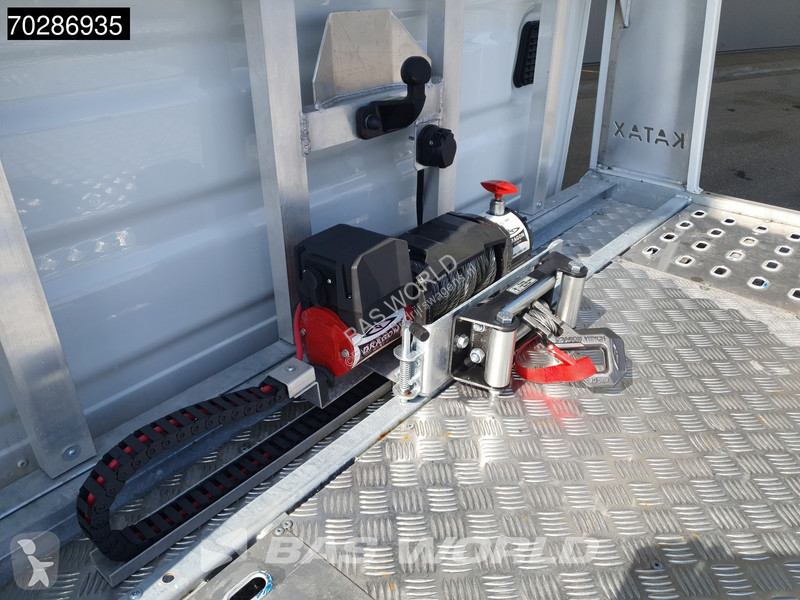 Furgoneta Iveco 35S18 3.0L Autotransporter...