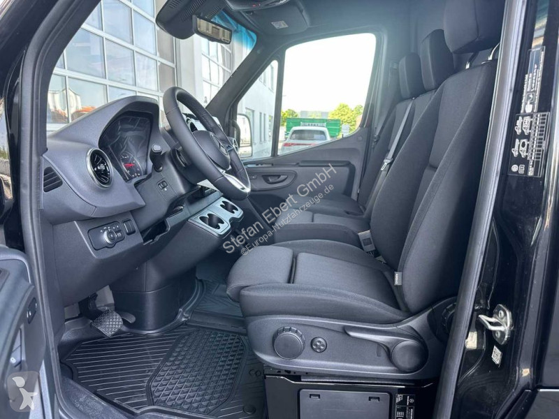 Užitkové vozidlo Mercedes 319 CDI 4325 AHK...