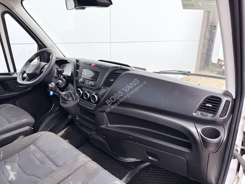 Véhicule utilitaire Iveco 35S14 2.3 L3H1 Open...