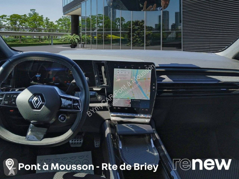 Veicolo commerciale Renault Austral E-Tech...