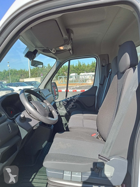 Véhicule utilitaire Renault FRIGO 12M3 165 CV...