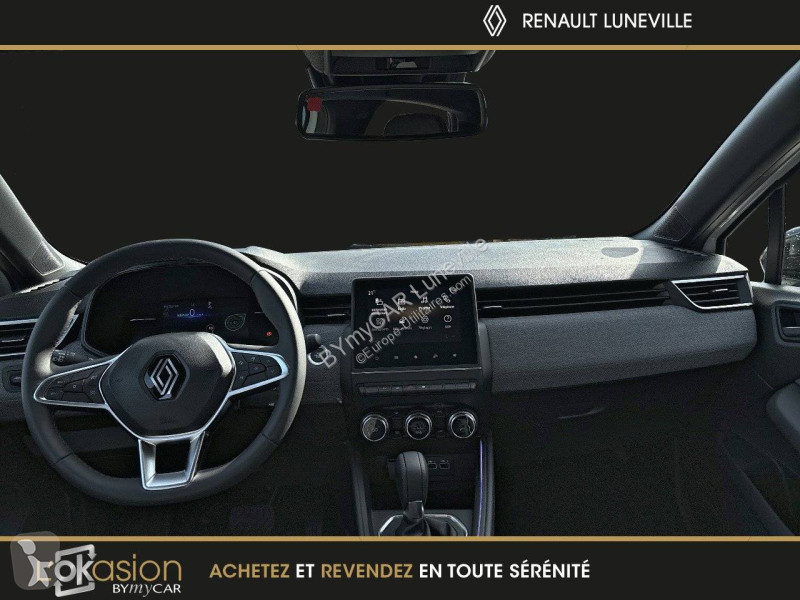Véhicule utilitaire Renault Clio E-Tech full...