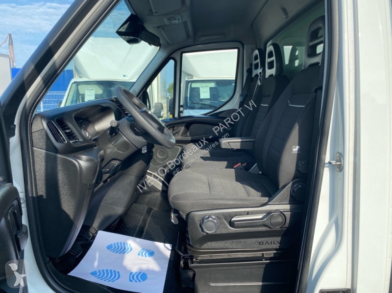 Furgoneta Iveco 35C16H3.0 empattement 4100