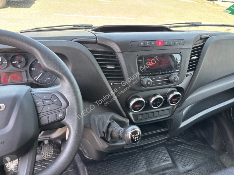 Veicolo commerciale Iveco 35C16H3.0 empattement...