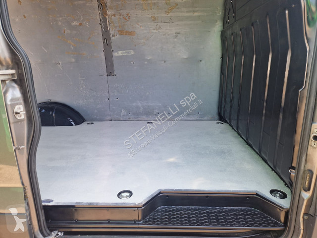 Furgoneta Iveco DAILY 35S18 V