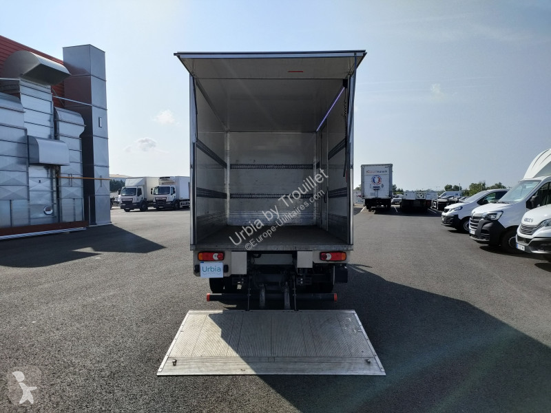 Furgoneta Nissan 20M3 145 CV FOURGON HAYON 3.5 T