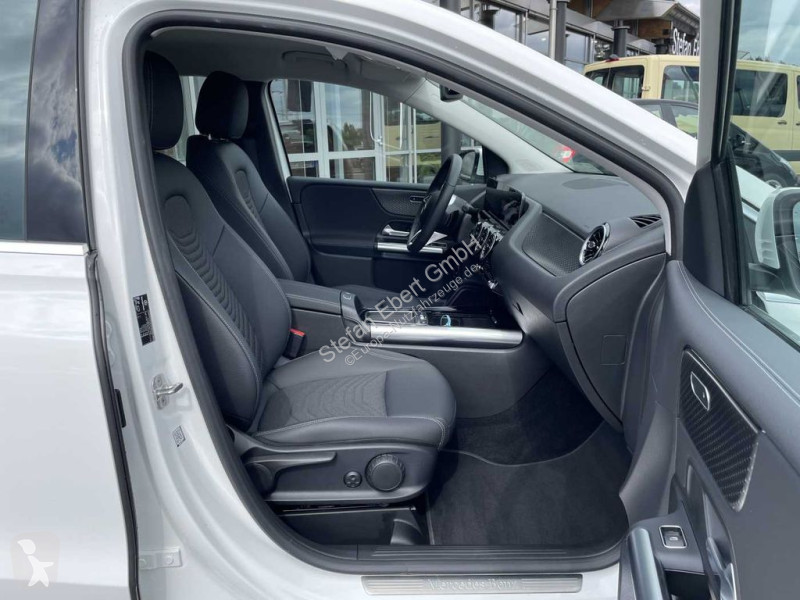 Véhicule utilitaire Mercedes B 180 7G...