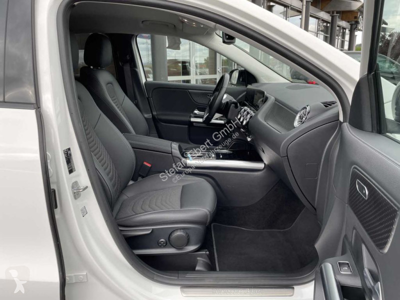 Autoutilitară Mercedes GLA  4M 8G Progressive...