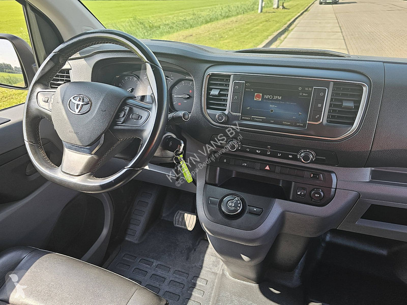 Furgoneta Toyota 1.6 L2 Airco Automaat! pro-ace