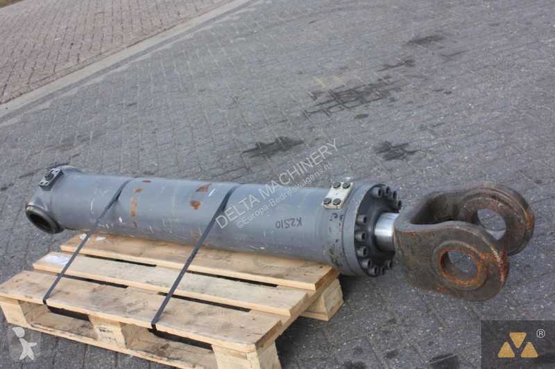 Autoutilitară Volvo Cylinder lift