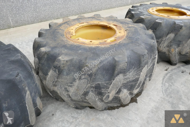 Véhicule utilitaire Caterpillar Wheel GP 30.5L-32
