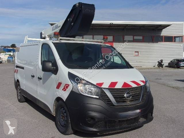 Furgoneta Nissan