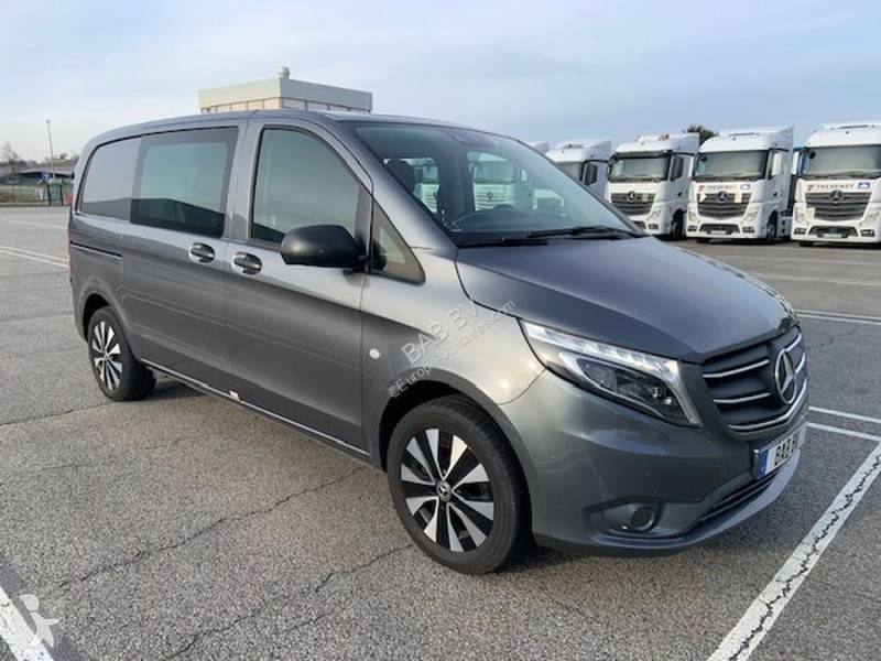 Furgoneta Mercedes