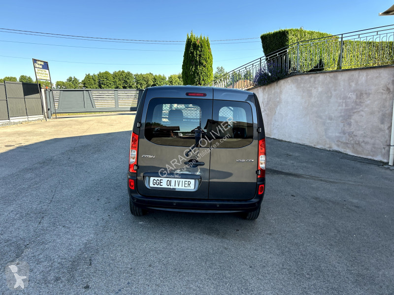 Véhicule utilitaire Mercedes Compact 109 1.5...