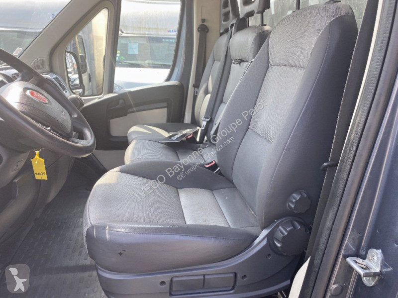 Véhicule utilitaire Fiat 3.5 L 2.3 Multijet...
