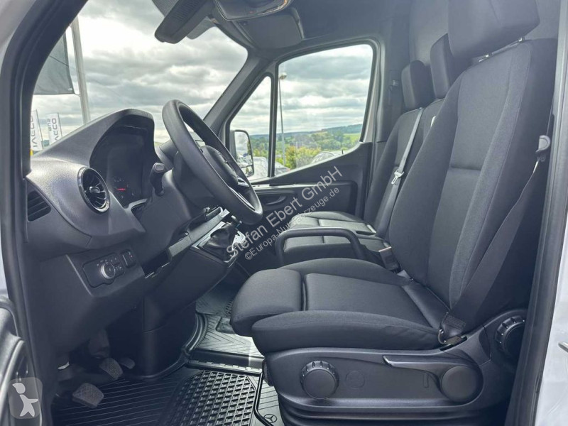 Užitkové vozidlo Mercedes 317 CDI Koffer...