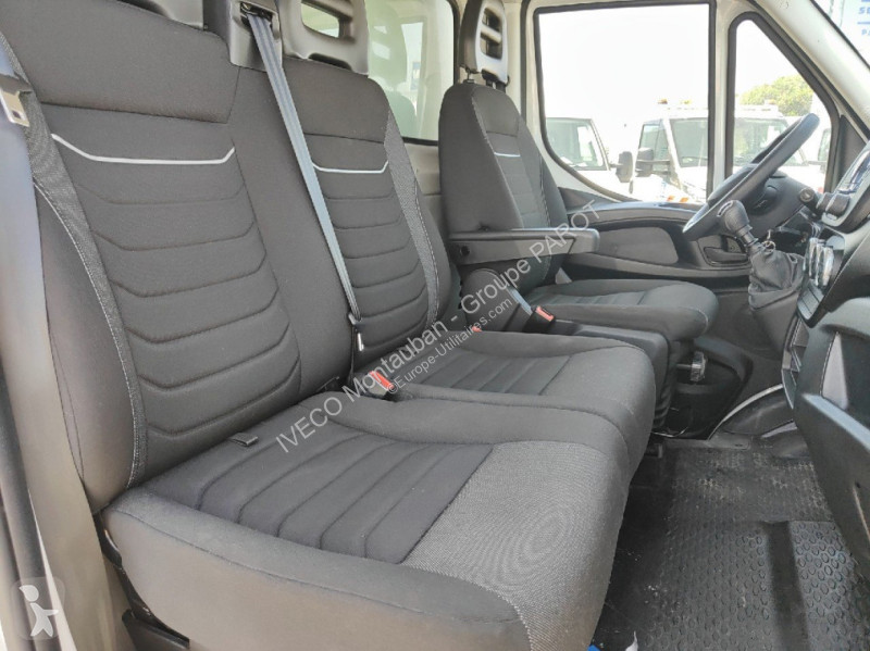 Veicolo commerciale Iveco 35C16H3.0 empattement...
