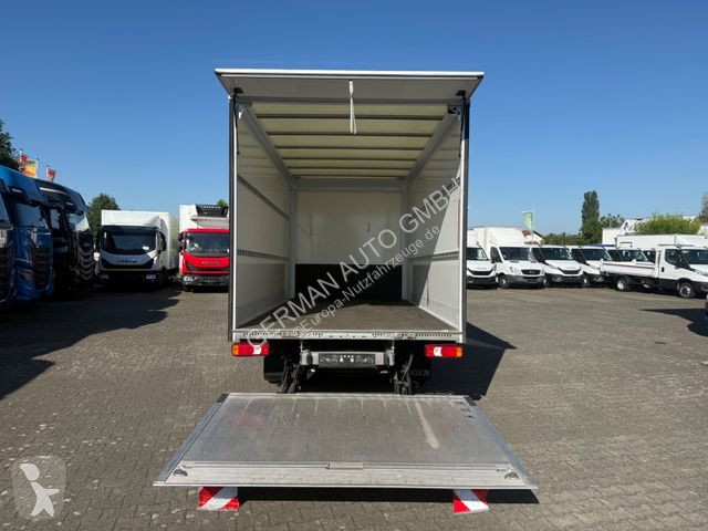 Nyttofordon Iveco 35C16 Koffer Ladebordwand 500kg