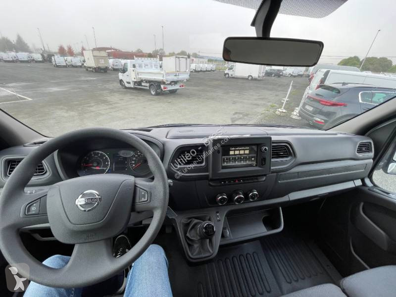Furgoneta Nissan