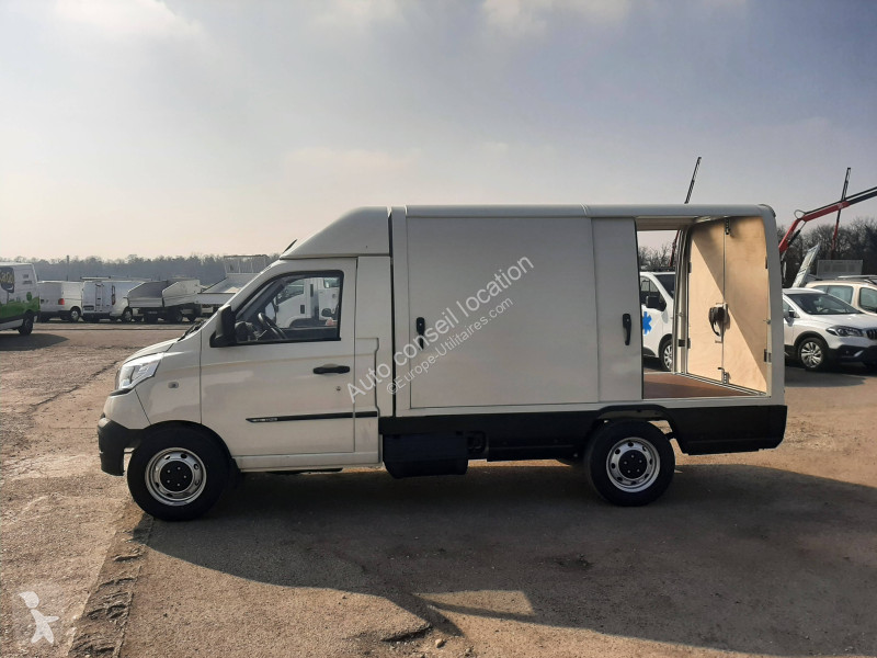 Véhicule utilitaire  Piaggio NP6 L2 SR GPL...