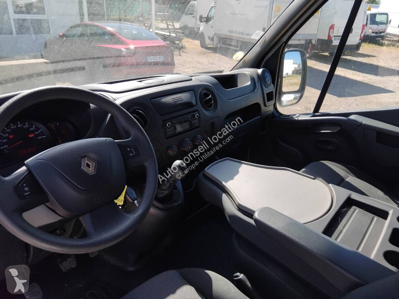 Véhicule utilitaire Renault L2 H2 2.3 DCI 110...