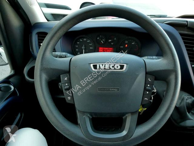 Veículo utilitário Iveco DAILY