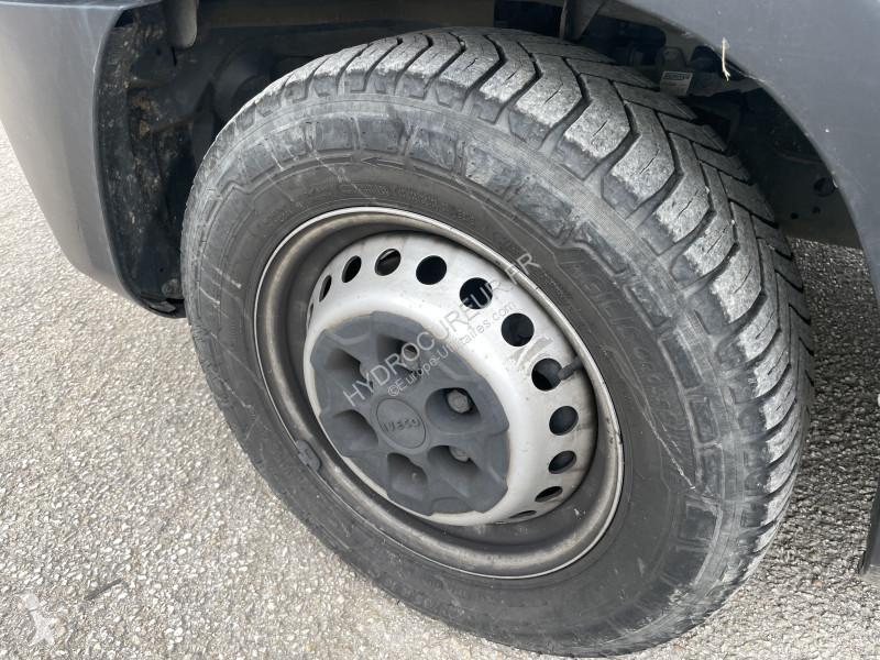 Furgoneta Iveco 35-140