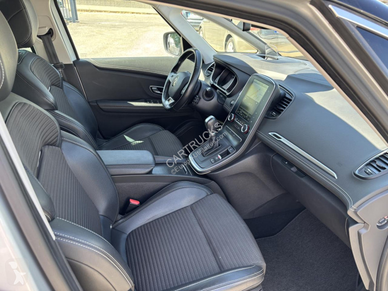 Furgoneta Renault SCENIC