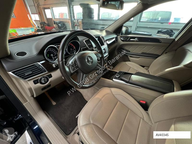 Véhicule utilitaire Mercedes GL 350 BlueTec...