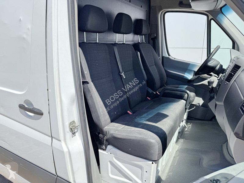 Veículo utilitário Mercedes 211 2.2 CDI...