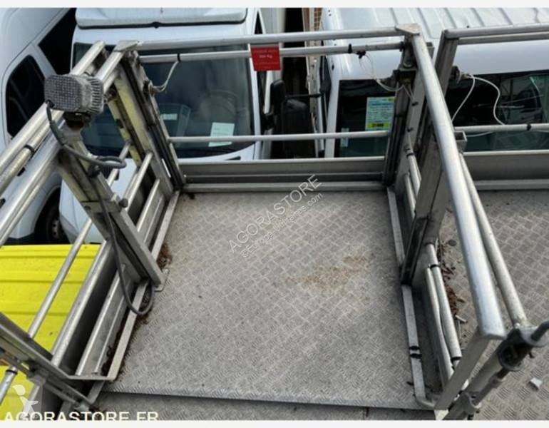 Veículo utilitário Renault MAXITY