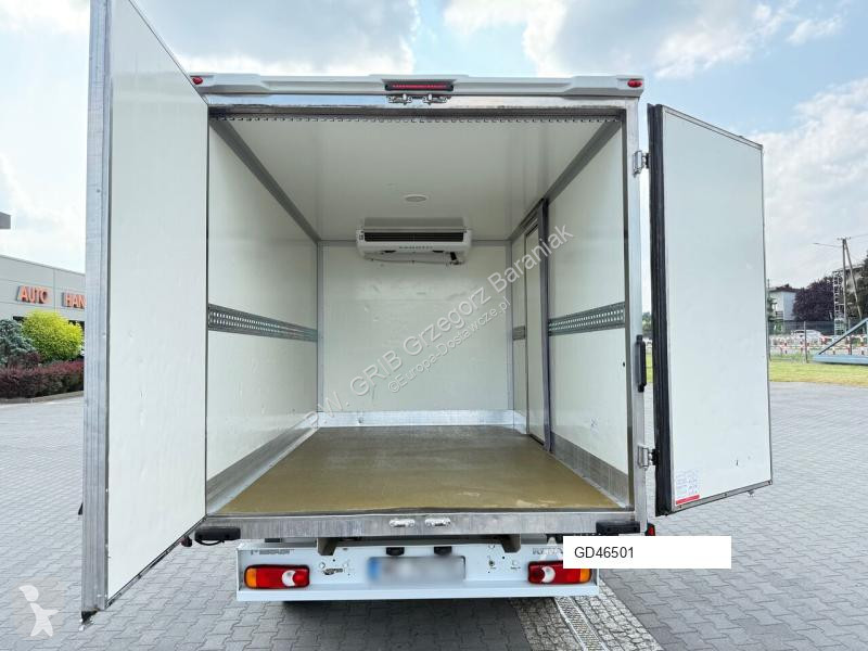 Furgoneta Renault 145 DCI