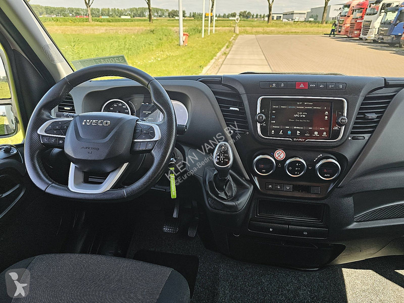 Véhicule utilitaire Iveco 35S14       ac...