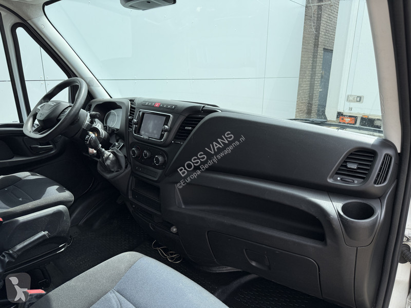 Nyttofordon Iveco 35C18 3.0 L2H2 Airco Cruise...