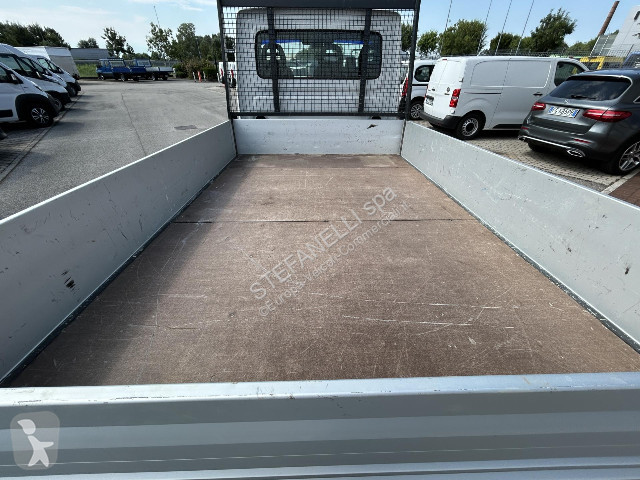 Véhicule utilitaire Iveco DAILY 35C14H CASSONE