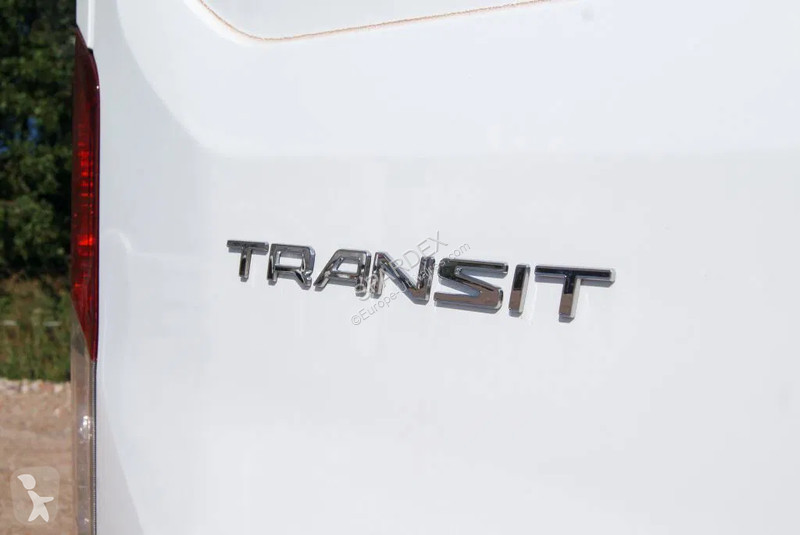 Bedrijfswagen Ford Trend 2T L2H2 | Leasing from...