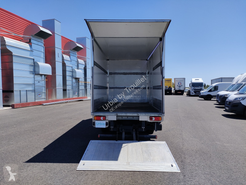 Furgoneta Nissan 20 M3 CHASSIS-CABINE HAYON DCI...