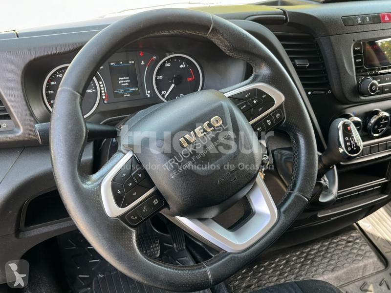 Veicolo commerciale Iveco  DAILY 35S16