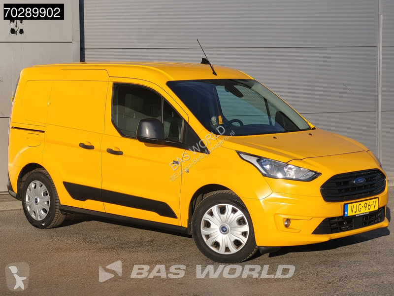Furgoneta Ford 100PK L1H1 Navi Trekhaak Airco...