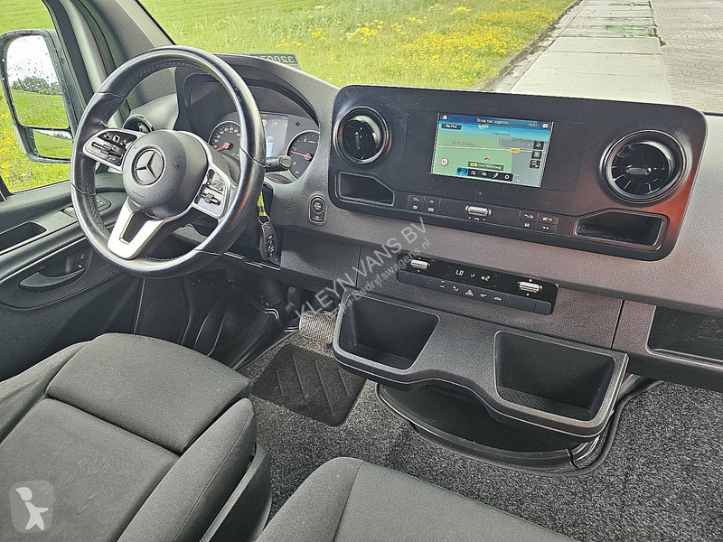 Užitkové vozidlo Mercedes 211 L2H2 Mbux Automaat!