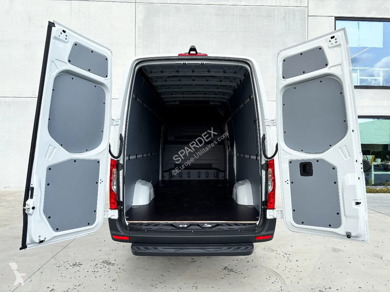 Užitkové vozidlo Mercedes 317 | Leasing