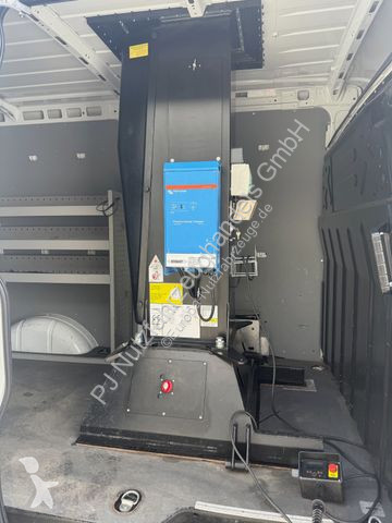 Nyttofordon Iveco 35-140 GNC Versalift VTL 135 Evo