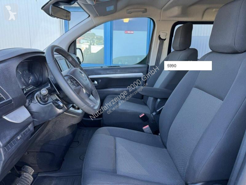Bedrijfswagen Opel