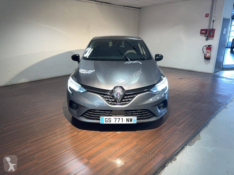 Užitkové vozidlo Renault Clio E-Tech full...