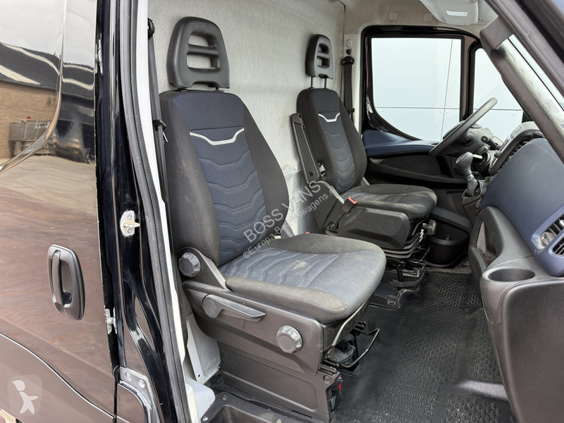 Nyttofordon Iveco 35S18 3.0 Automaat L2H2...