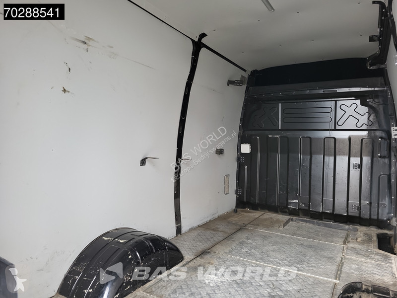 Autoutilitară Iveco 35C18 3.0L Automaat...