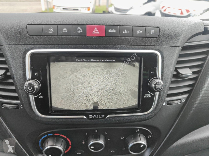 Veicolo commerciale Iveco 35C16H3.0 empattement...